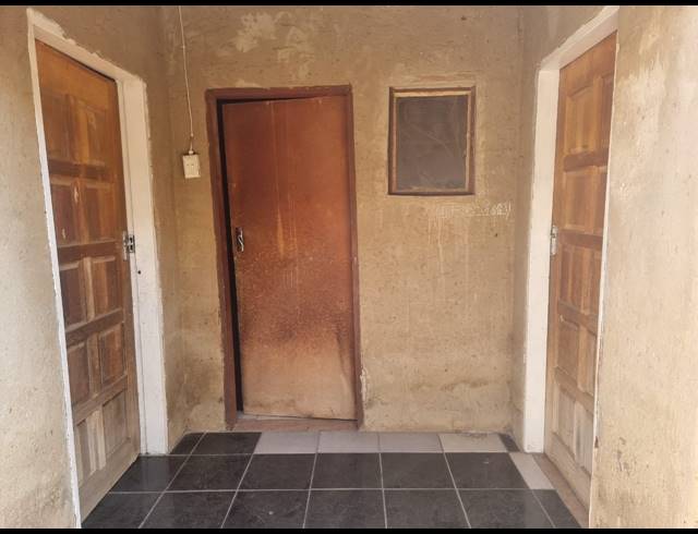3 BEDROOM HOUSE FOR SALE IN STRETFORD